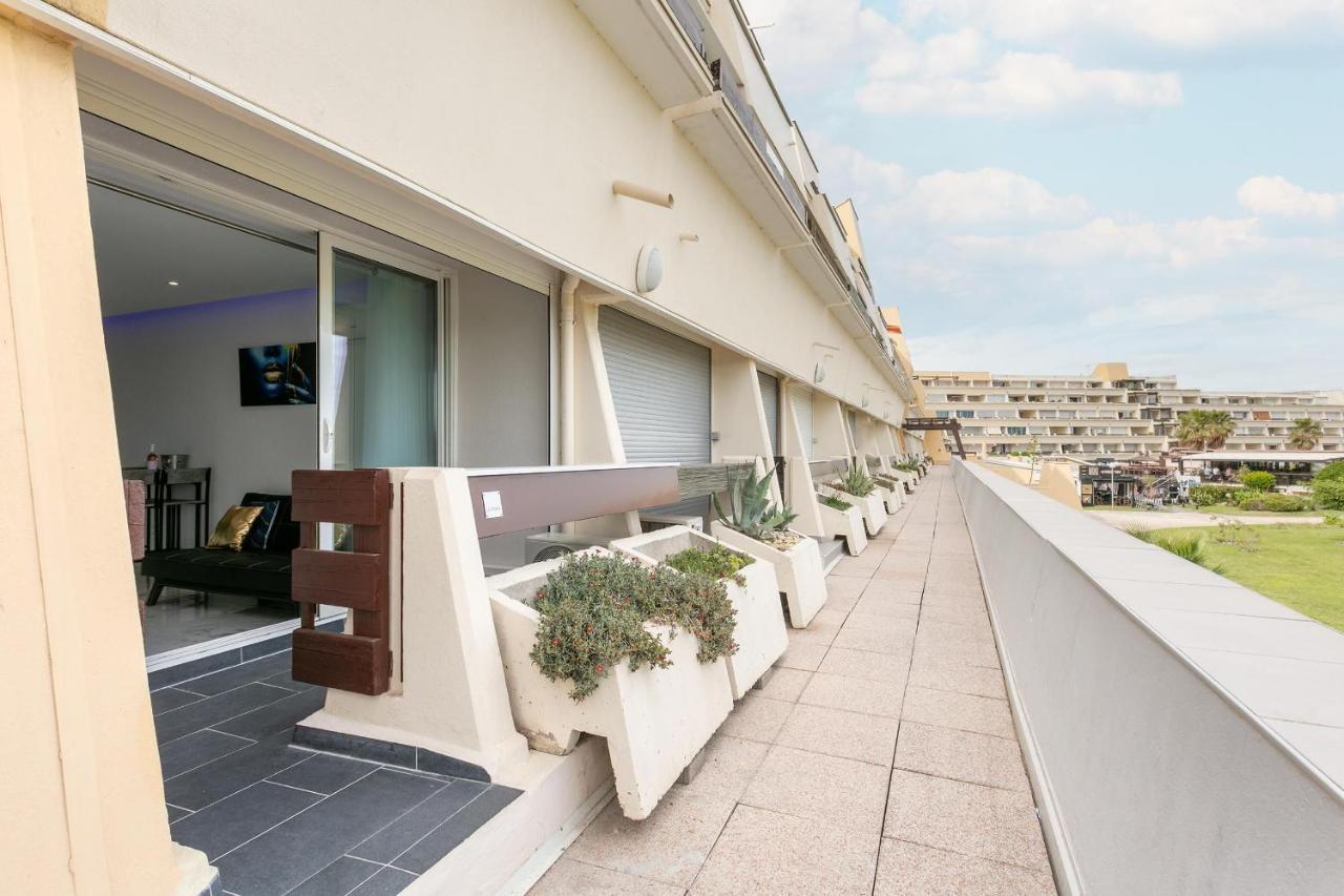 Village Naturiste R4N - Le Wallis Port Nature Coursive Agde Exterior photo